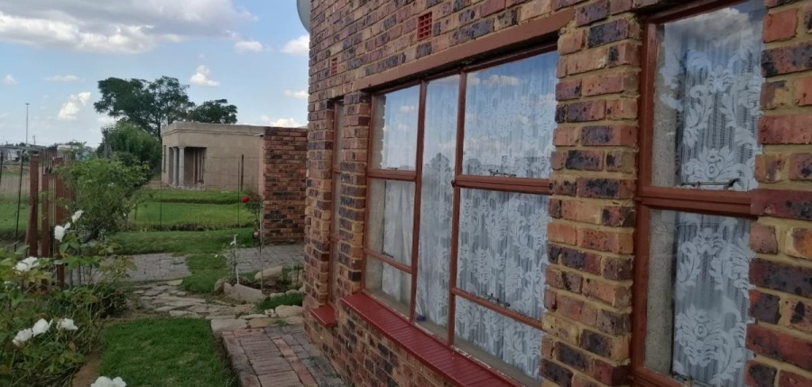 3 Bedroom Property for Sale in Zamdela Free State